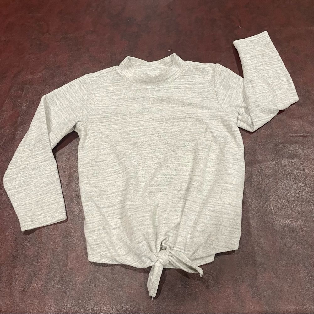 Old Navy Heather Gray pull over‎ fleece.
